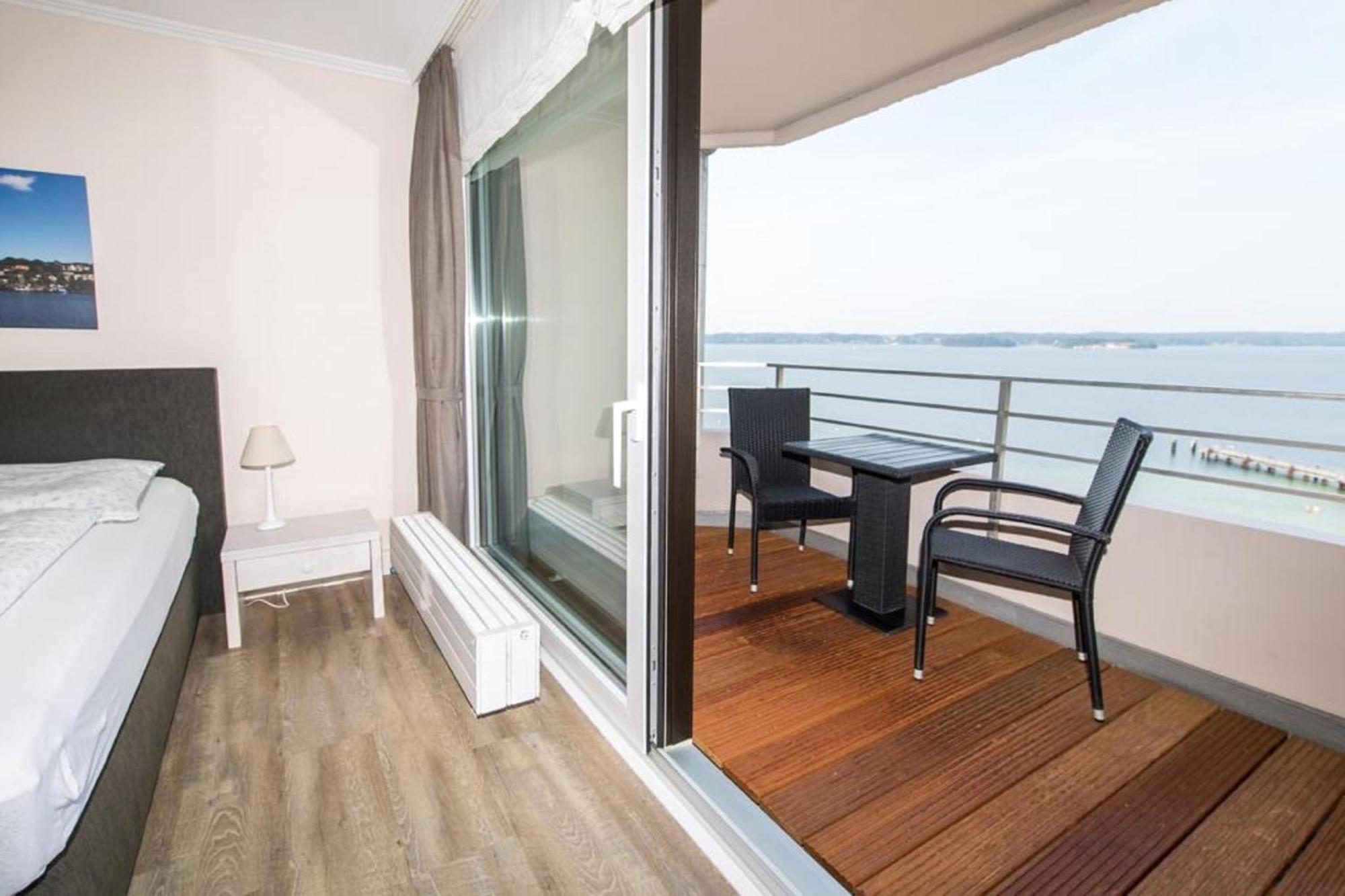 Fjordblick - Apartment Lord Nelson Glücksburg Exterior foto